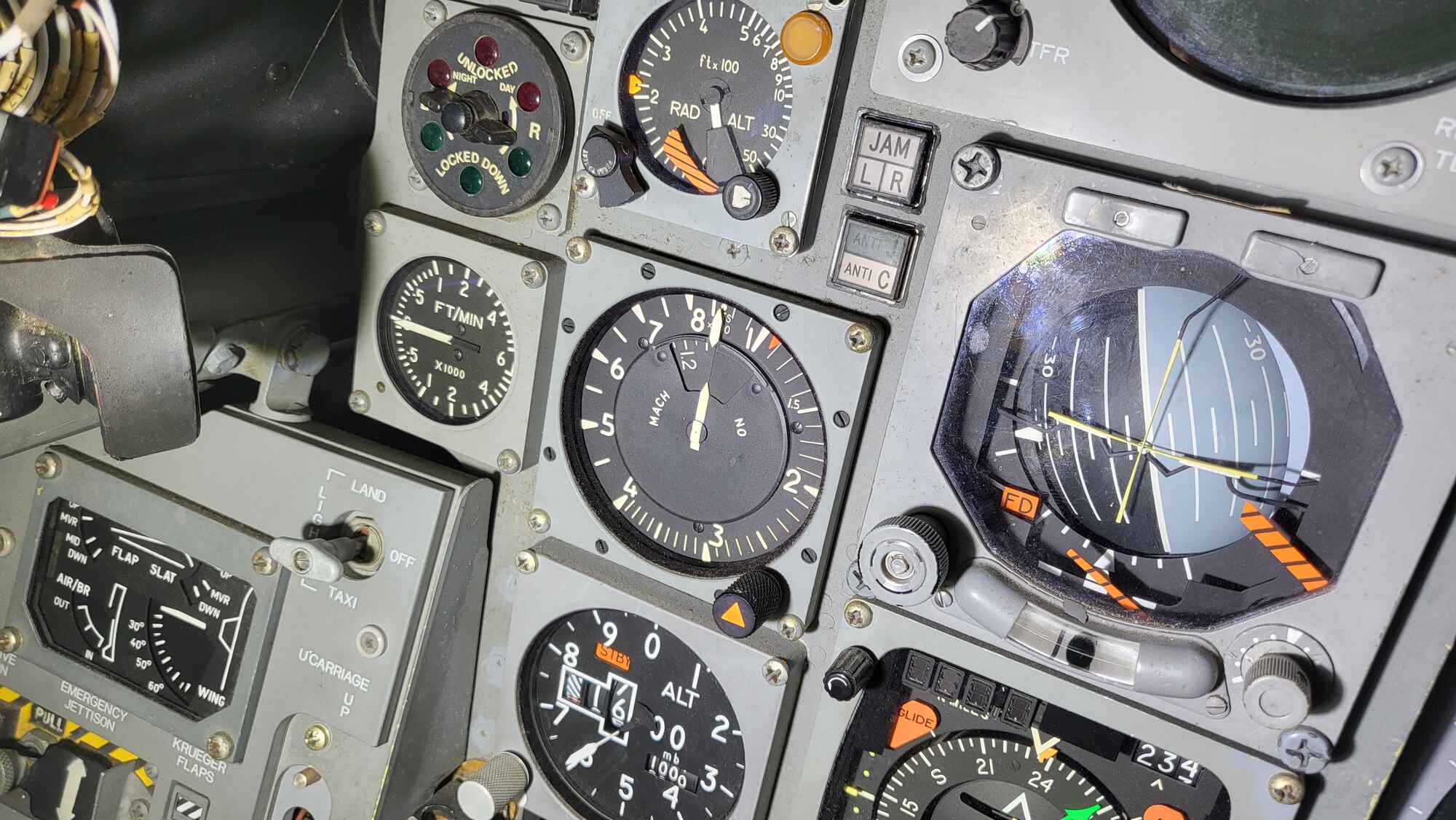 DCS: Tornado cockpit 3