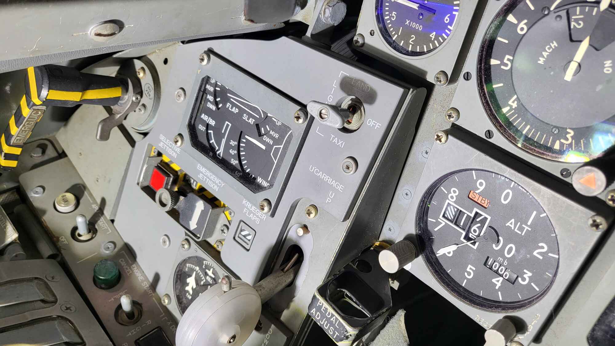 DCS: Tornado cockpit 4
